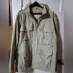 Columbia men's jacket extra large multi-pocketed